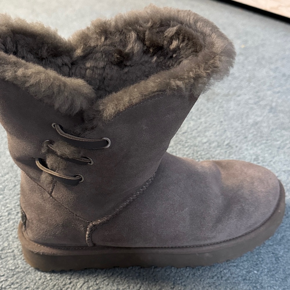 Cozy Gray Shearling Women's Boots